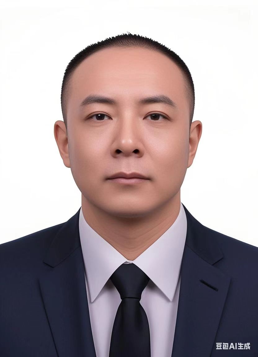 杨泽志